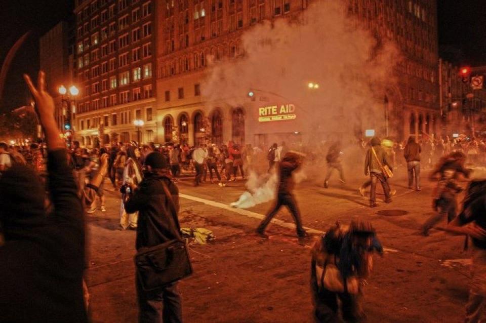 111015occupyoaklandteargas