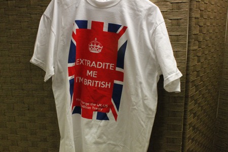 extradite_shirts