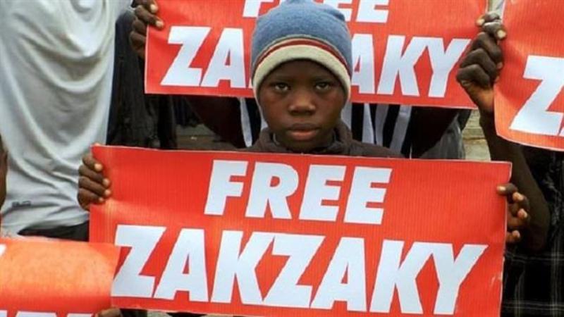 Kid_hold_FreeZakzaky_Poster